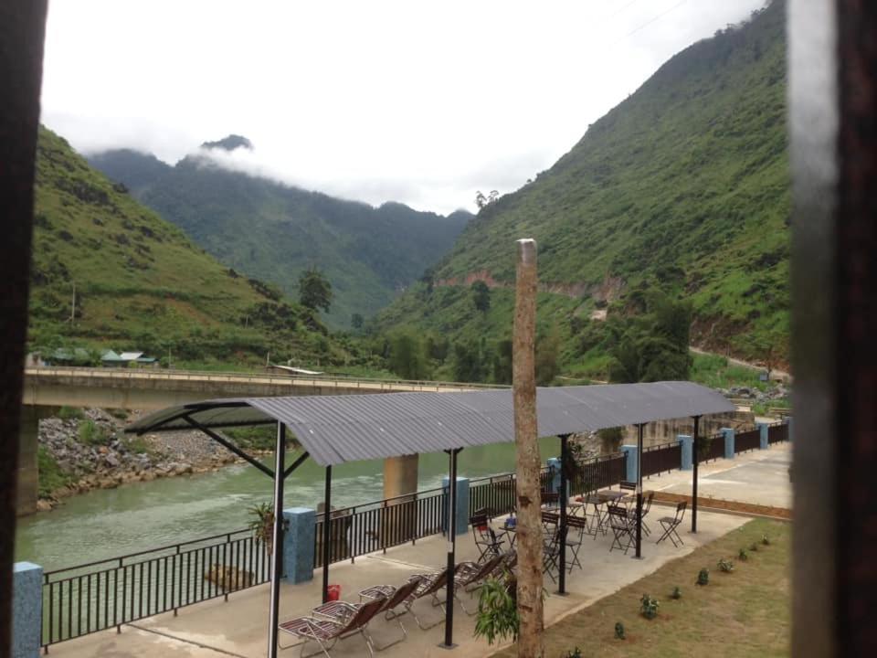 Diem Dung Chan Can Ty Ha Giang Exterior foto